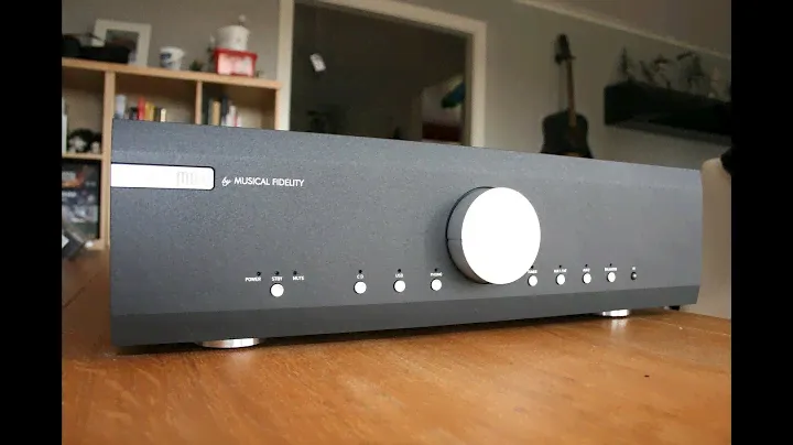 Усилитель Musical Fidelity M6si - распаковка и включение